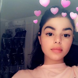 Meet your Posher, Kaitlyn